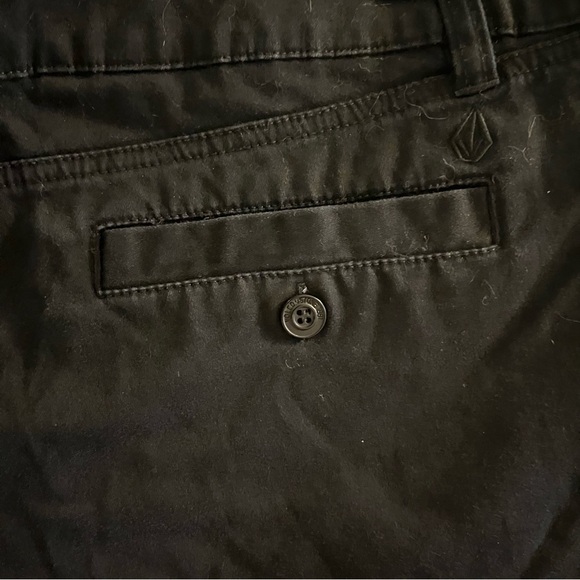 Volcom Frochickie 5” Shorts Lower Rise Size Medium Australian 12 Classic Black - Picture 3 of 14
